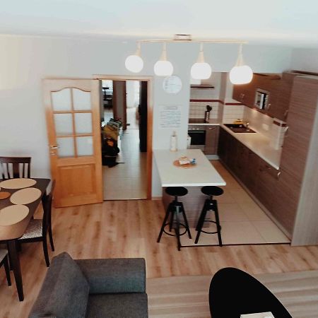 Cozy 2 Bedroom Apartment - Metro Montgomery Brüssel Exterior foto