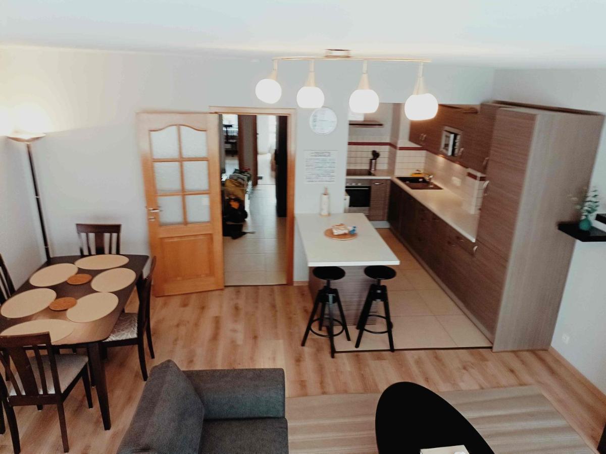 Cozy 2 Bedroom Apartment - Metro Montgomery Brüssel Exterior foto